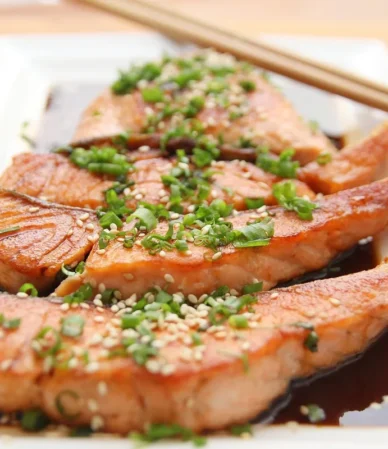 Glazed salmon fillets with sesame seeds and chives, similar to this miso salmon recipe